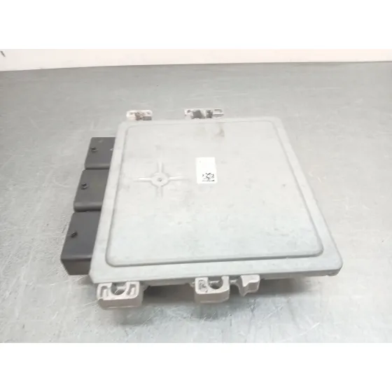 Centralita Motor Uce para Ford Focus Iii