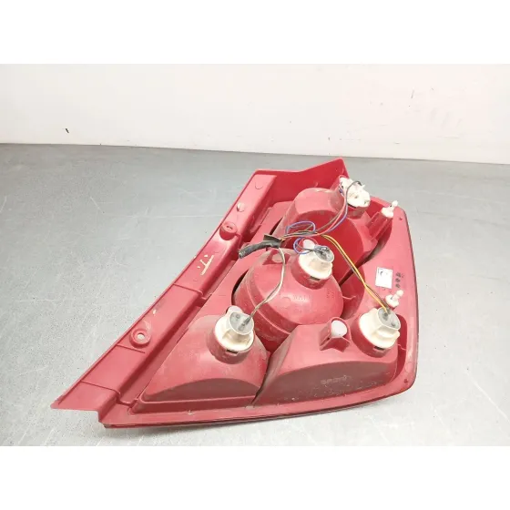 Piloto Trasero Izquierdo para Chevrolet Aveo / Kalos Hatchback (T200)