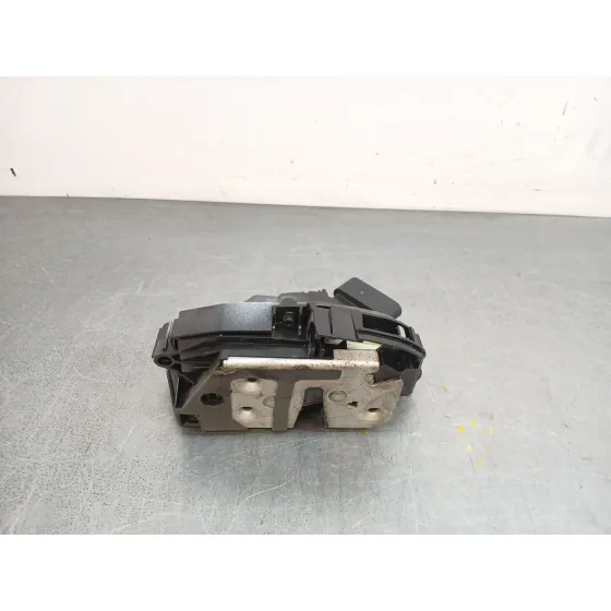Cerradura Puerta Trasera Derecha para Ford Focus Iii