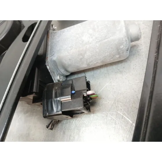 Elevalunas Delantero Derecho para Ford Focus Iii
