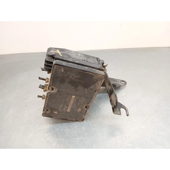 Abs para Ford Focus I Sedan (Dfw)
