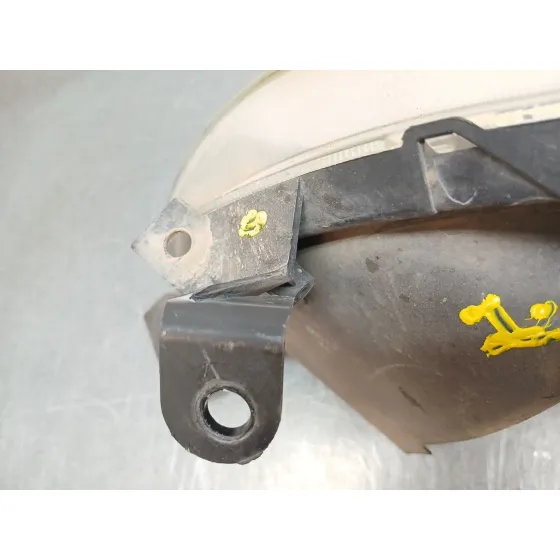 Faro Derecho para Toyota Corolla Verso (Zer_, Zze12_, R1_)