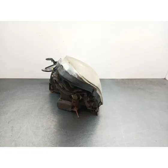 Faro Derecho para Toyota Corolla Verso (Zer_, Zze12_, R1_)
