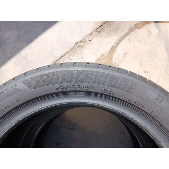 Neumatico para Renault Megane Iii Hatchback (Bz0/1_, B3_)