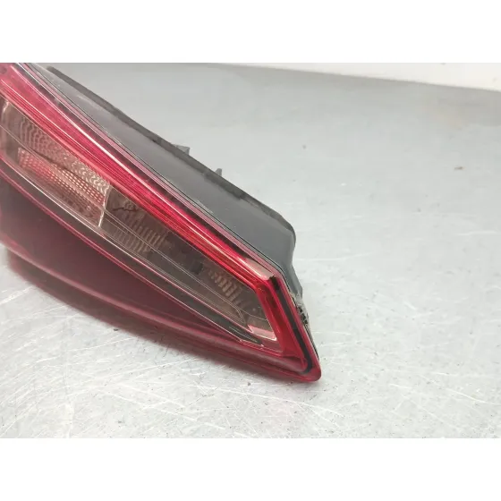 Piloto Trasero Derecho Interior para Seat Arona (Kj7, Kjp)