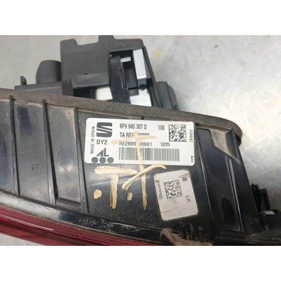 Piloto Trasero Izquierdo Interior para Seat Arona (Kj7, Kjp)