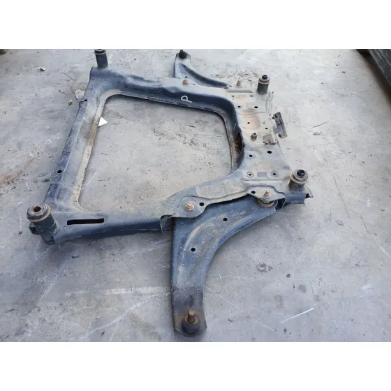 Puente Delantero para Nissan Juke (F15)