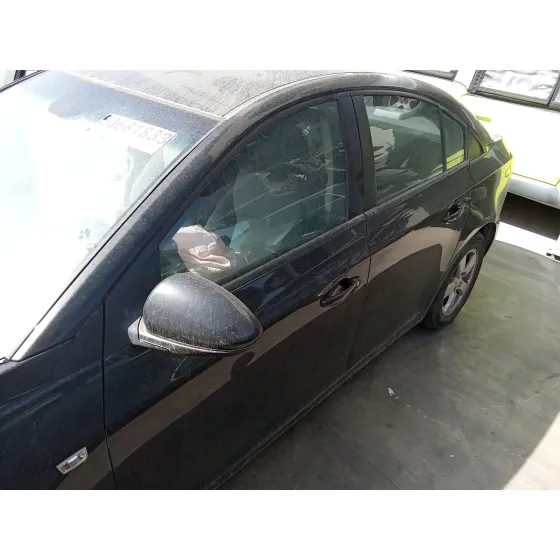 Puerta Delantera Izquierda para Chevrolet Cruze (J300)