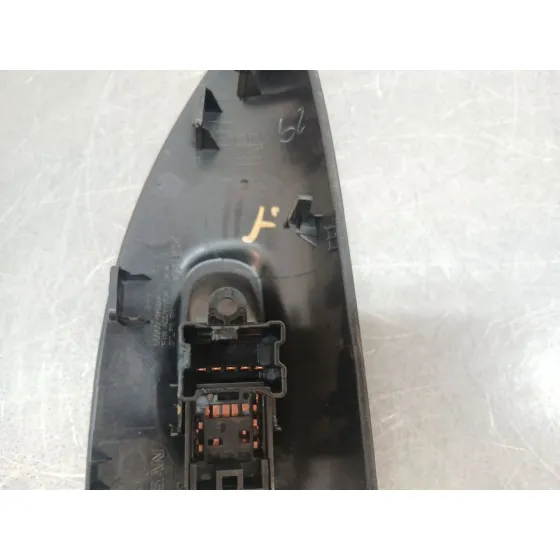 Mando Elevalunas Delantero Derecho para Nissan Juke (F15)