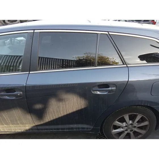 Puerta Trasera Izquierda para Toyota Avensis Station Wagon (_T27_)