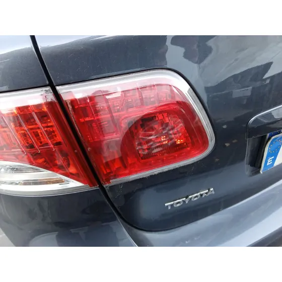 Piloto Trasero Izquierdo Interior para Toyota Avensis Station Wagon (_T27_)
