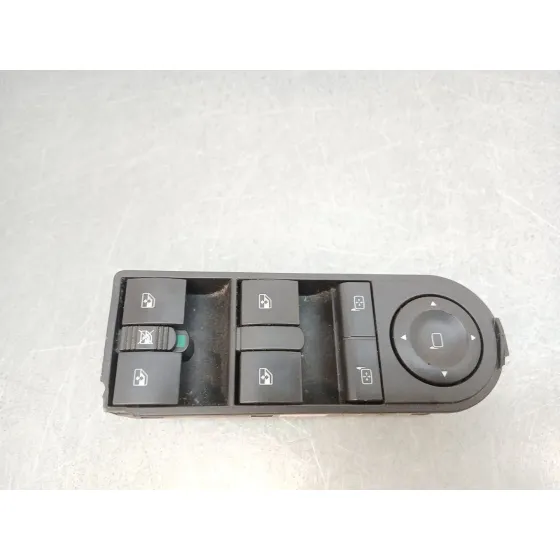 Mando Elevalunas Delantero Izquierdo para Opel Zafira / Zafira Family B (A05)