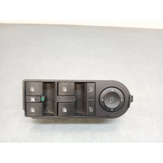 Mando Elevalunas Delantero Izquierdo para Opel Zafira / Zafira Family B (A05)
