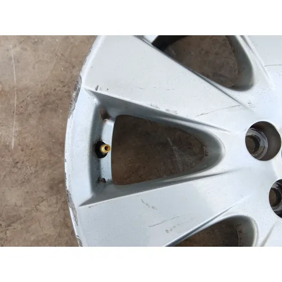 Llanta para Toyota Corolla Verso (Zer_, Zze12_, R1_)