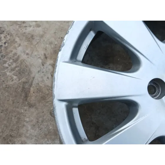 Llanta para Toyota Corolla Verso (Zer_, Zze12_, R1_)