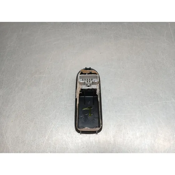 Mando Elevalunas Delantero Izquierdo para Renault Megane Ii (Bm0/1_, Cm0/1_)