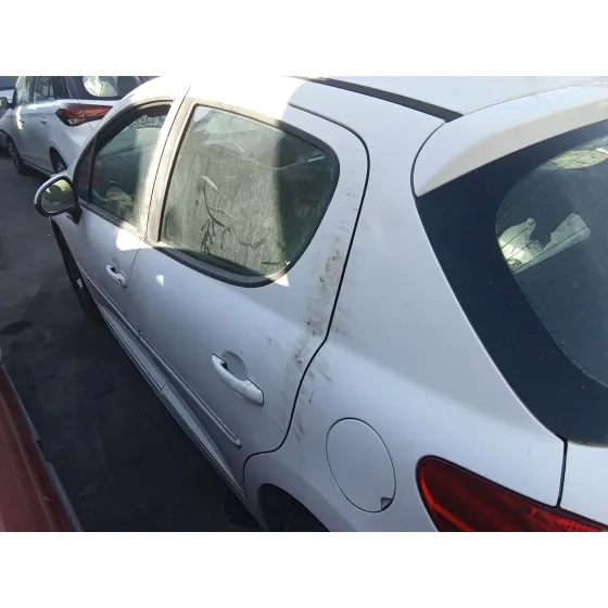 Puerta Trasera Izquierda para Peugeot 207/207+ (Wa_, Wc_)