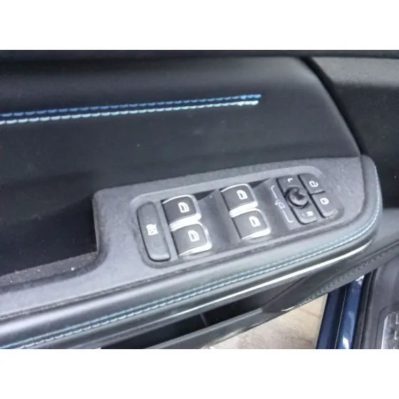 Mando Elevalunas Delantero Izquierdo para Lynk & Co 01