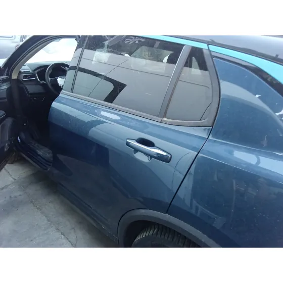 Puerta Trasera Izquierda para Lynk & Co 01