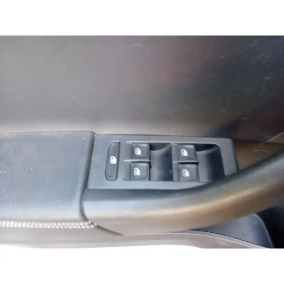 Mando Elevalunas Delantero Izquierdo para Skoda Rapid Spaceback (Nh1)