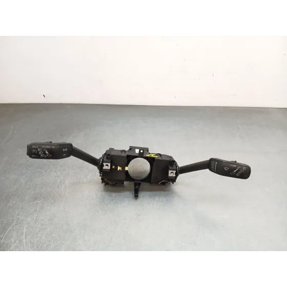 Mando Multifuncion para Skoda Rapid Spaceback (Nh1)