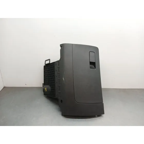 Guantera para Skoda Rapid Spaceback (Nh1)