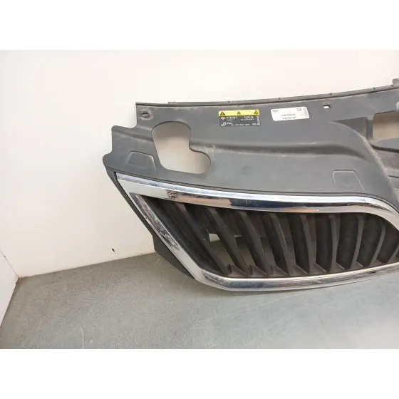 Rejilla Delantera para Skoda Rapid Spaceback (Nh1)