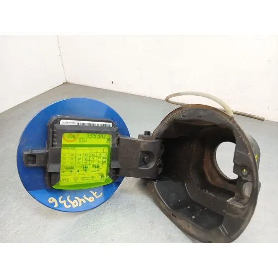 Tapa Exterior Combustible para Skoda Rapid Spaceback (Nh1)