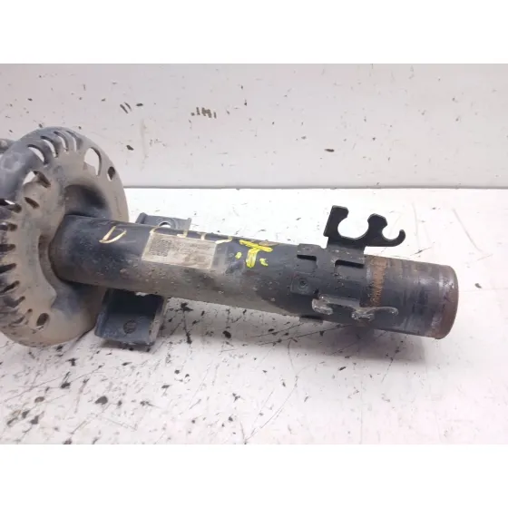 Amortiguador Delantero Derecho para Skoda Rapid Spaceback (Nh1)
