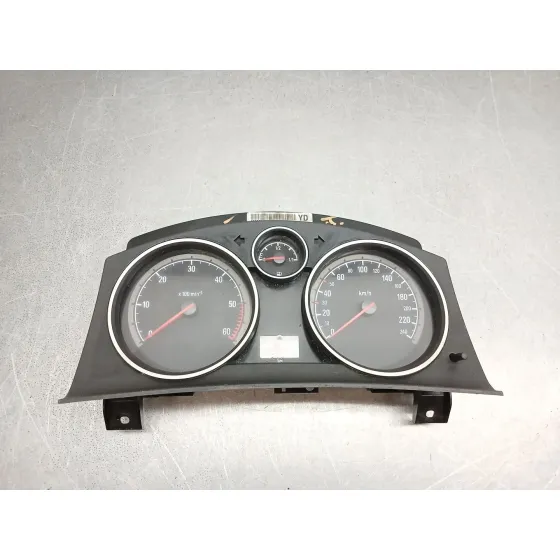 Cuadro Instrumentos para Opel Zafira / Zafira Family B (A05)