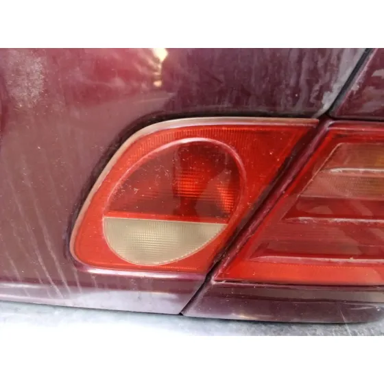 Piloto Trasero Derecho Interior para Mercedes-Benz Clase E (W210)