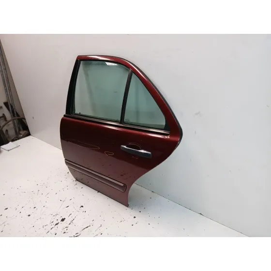 Puerta Trasera Izquierda para Mercedes-Benz Clase E (W210)