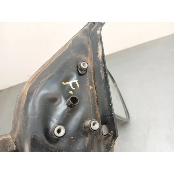 Retrovisor Derecho para Nissan Serena (C23)