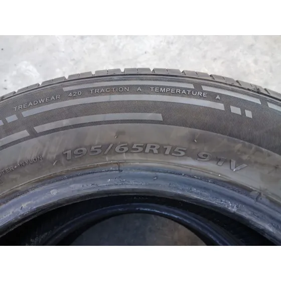 Neumatico para Ford Transit Connect (P65_, P70_, P80_)