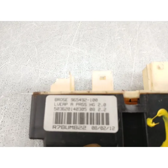 Elevalunas Delantero Derecho para Peugeot 807 (Eb_)