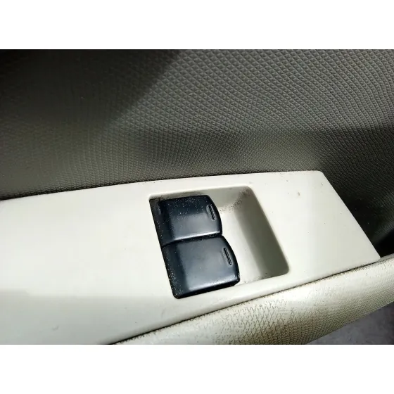 Mando Elevalunas Delantero Izquierdo para Nissan Micra Iii (K12)