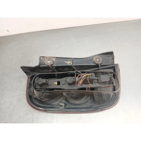 Piloto Trasero Derecho para Nissan Micra Iii (K12)