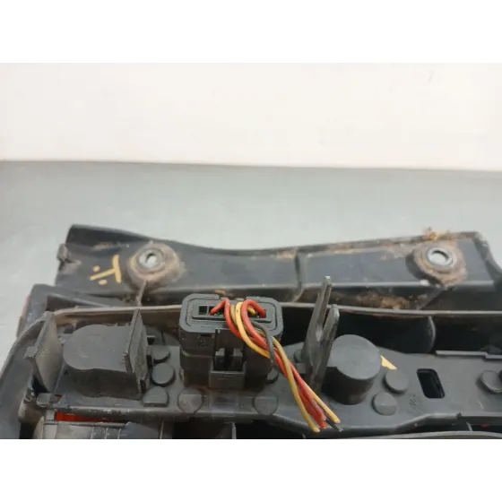 Piloto Trasero Izquierdo para Nissan Micra Iii (K12)