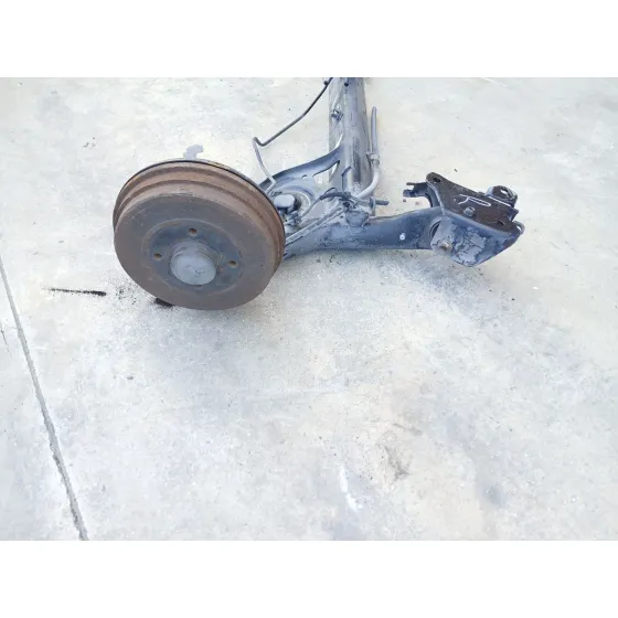Puente Trasero para Nissan Micra Iii (K12)