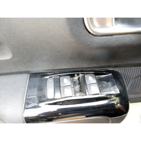 Mando Elevalunas Delantero Izquierdo para Citroën C3 Iii (Sx)