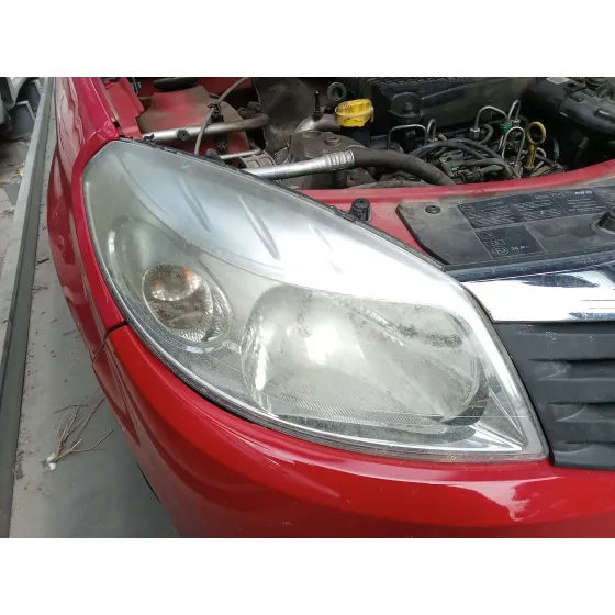 Faro Derecho para Dacia Sandero (Bs_)