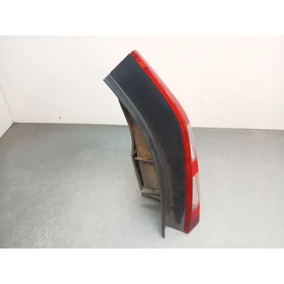 Piloto Trasero Derecho para Dacia Sandero (Bs_)
