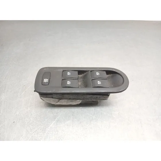 Mando Elevalunas Delantero Izquierdo para Renault Megane Ii Sedan (Lm0/1_)