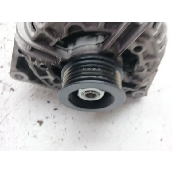 Alternador para Opel Corsa C (X01)