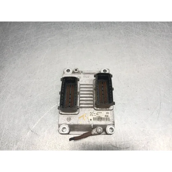 Centralita Motor Uce para Opel Corsa C (X01)