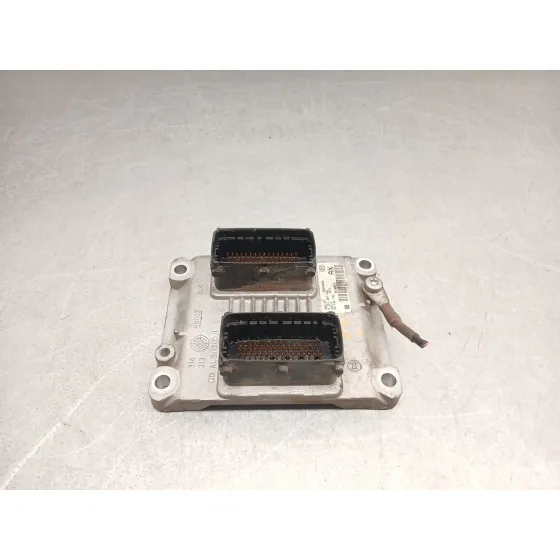 Centralita Motor Uce para Opel Corsa C (X01)