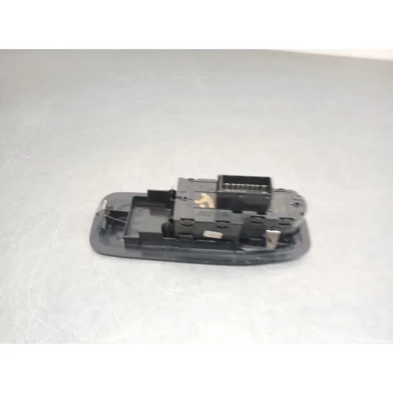 Mando Elevalunas Delantero Izquierdo para Peugeot 208 I (Ca_, Cc_)