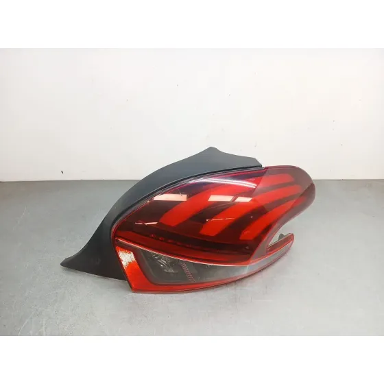 Piloto Trasero Derecho para Peugeot 208 I (Ca_, Cc_)