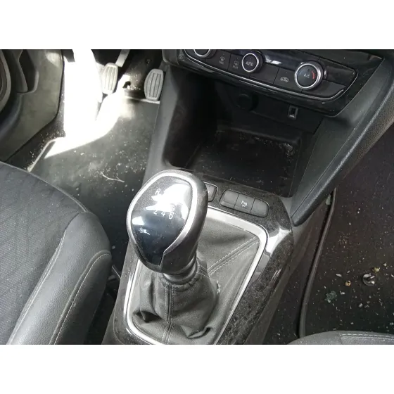 Caja Cambios para Opel Corsa F (P2Jo)