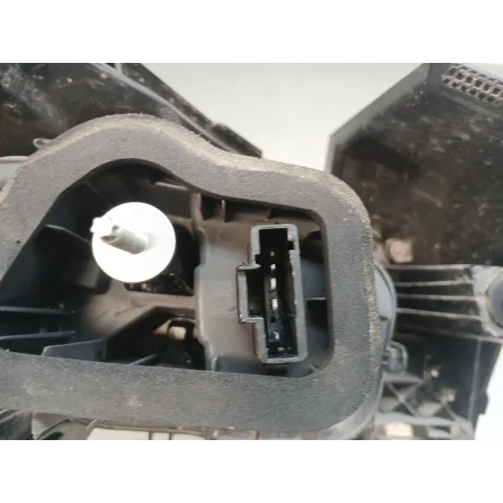 Piloto Trasero Derecho para Opel Corsa F (P2Jo)